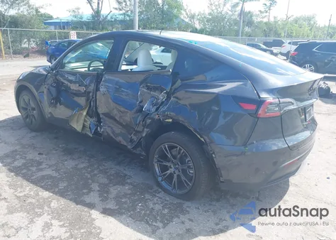 2025 Tesla Model Y Long Range Dual Motor All-Wheel Drive from USA, damaged, VIN 7SAYGDEE3SA361298